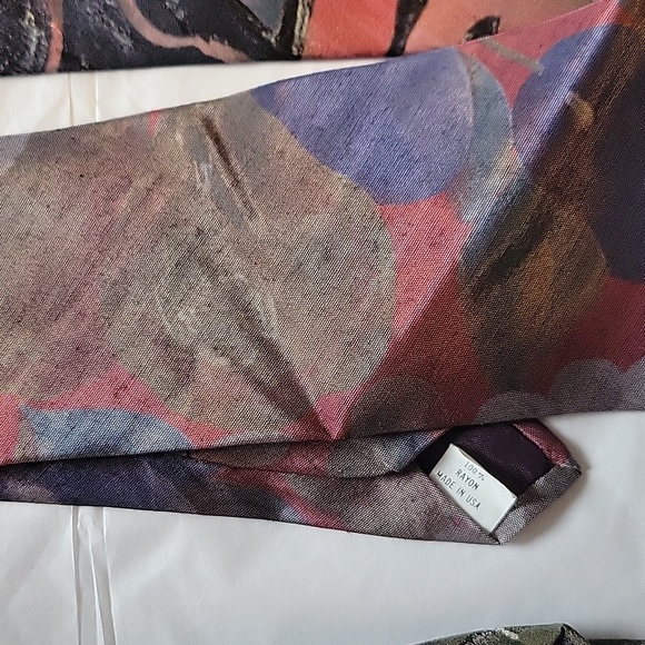 Abstract tie set - Picture 3 of 5